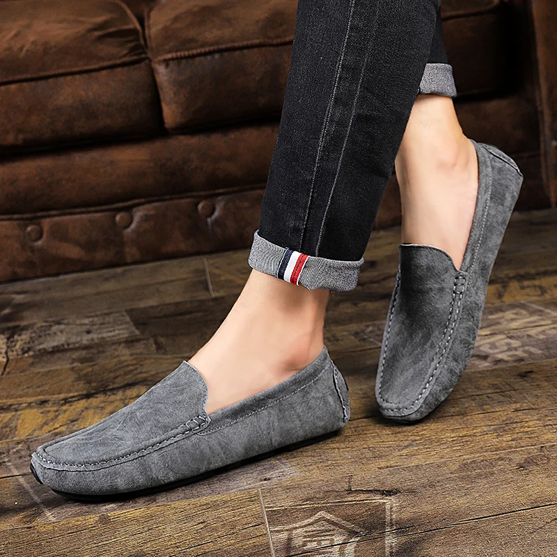 

Men Leather Casual Shoes slip on Moccasins vintage outdoor fashion loafers sneakers cow suede leather black hombres footwear
