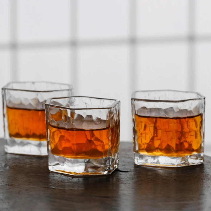 

6 Pcs Clear Geometric Beer Glass Six-sided Wine Glass Cup Glassware Tumbler for Juice Cocktail Whiskey Bourbon Tonic