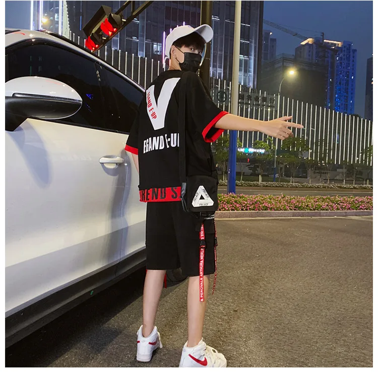 

2 Pieces Sets For Man T-shirts+Shorts Hip Hop Style Sets New Summer Sweatsuits Sets High Quality Men Loose Casual Short Pants
