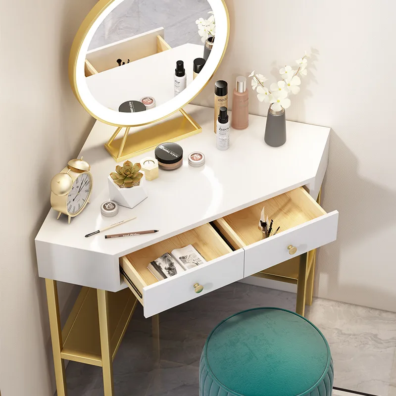 Изысканный и стильный скандинавский угловой туалетный столик из