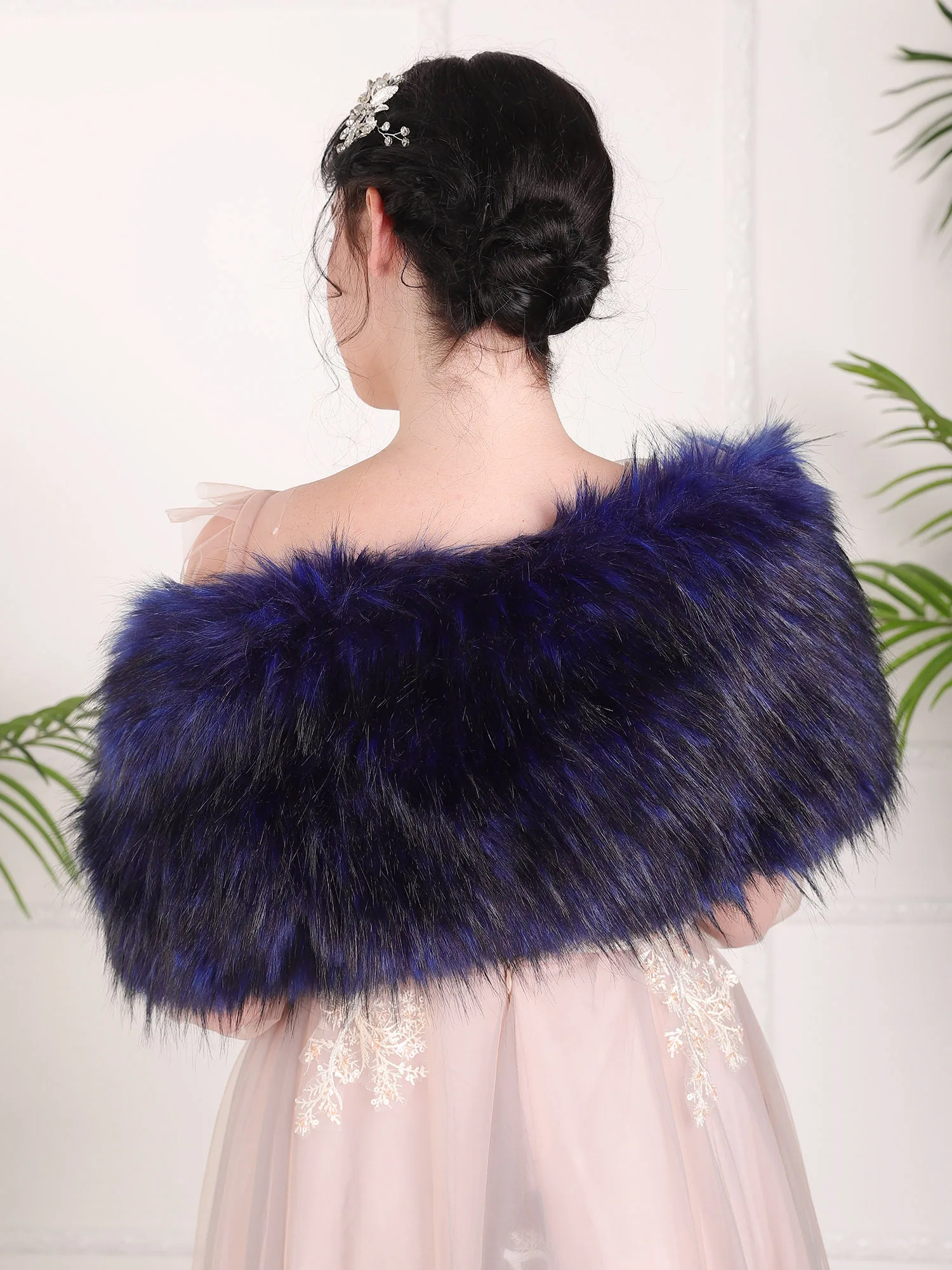 Aristocratic Winter Black Deep Blue Fashion fur Scarfs warm party wedding bolero jacket Shawls bridal coat shrugs for women | Свадьбы и