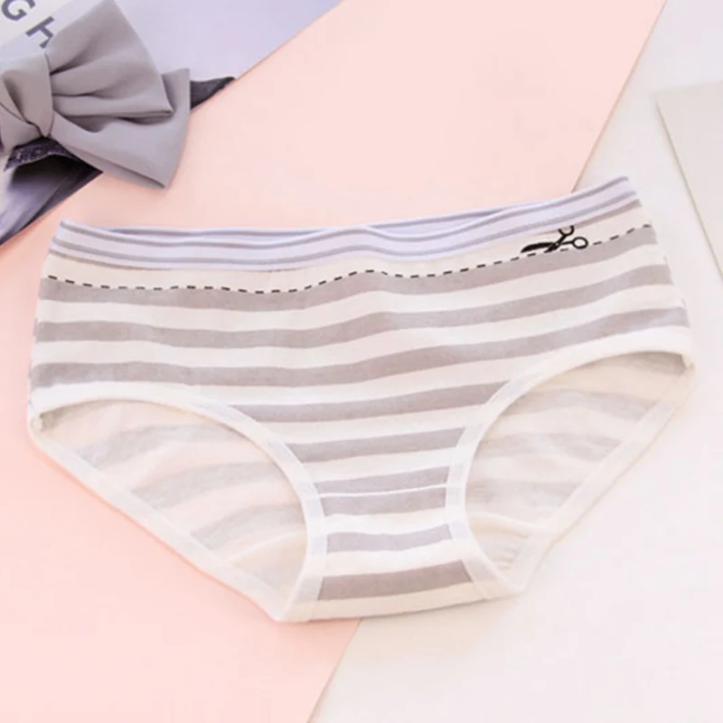 Трусики женские хлопковые нижнее белье с буквенным принтом пикантное для женщин