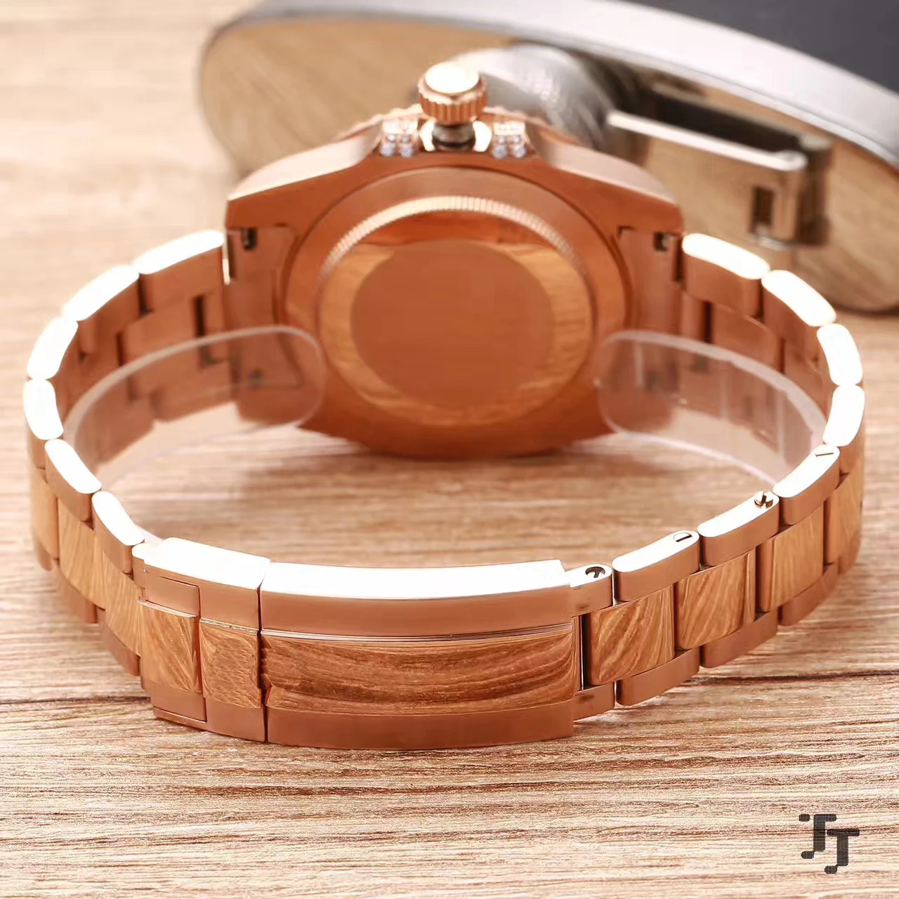 

Classic New Men Automatic Mechanical Waterproof Silver Black Yellow Gold Diamonds Rainbow Stainless Steel Sapphire Watch