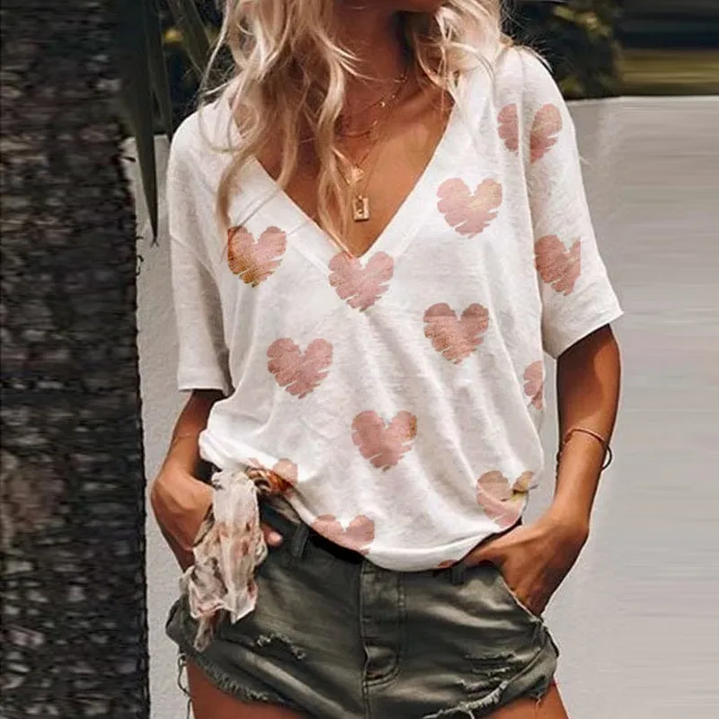

SUNCREE Heart Print T Shirt Women Fashion Casual Short Sleeve T-Shirts 2021 New Summer Women Clothing Loose V-neck Top Female
