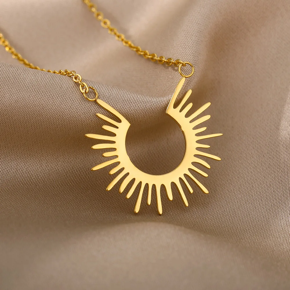 

Vintage Sun Pendant Necklace for Women Stainless Steel Gold Chain Necklaces Clavicle Choker Aesthetic Jewerly Couple Gift collar