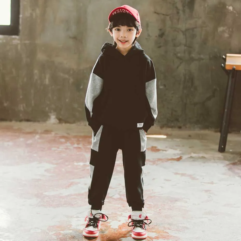 Одежда для мальчиков Лоскутная Толстовка + штаны 2 предмета одежда Свободные