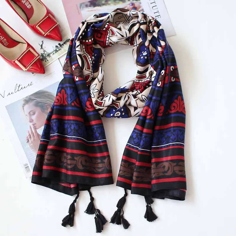 Женский большой хиджаб шарф зимний теплый на шею мягкая длинная шаль палантин