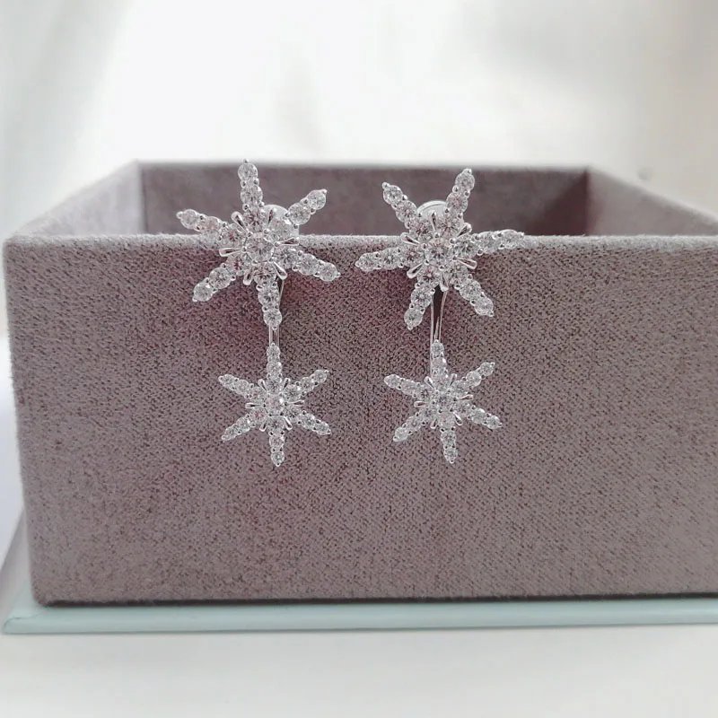 Женские серьги-снежинки из серебра 925 пробы с фианитом | Украшения и аксессуары