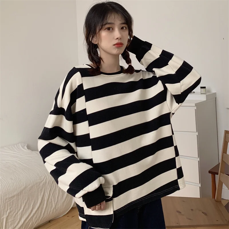 

Striped Pocket Design Loose Thin Pullover Rac