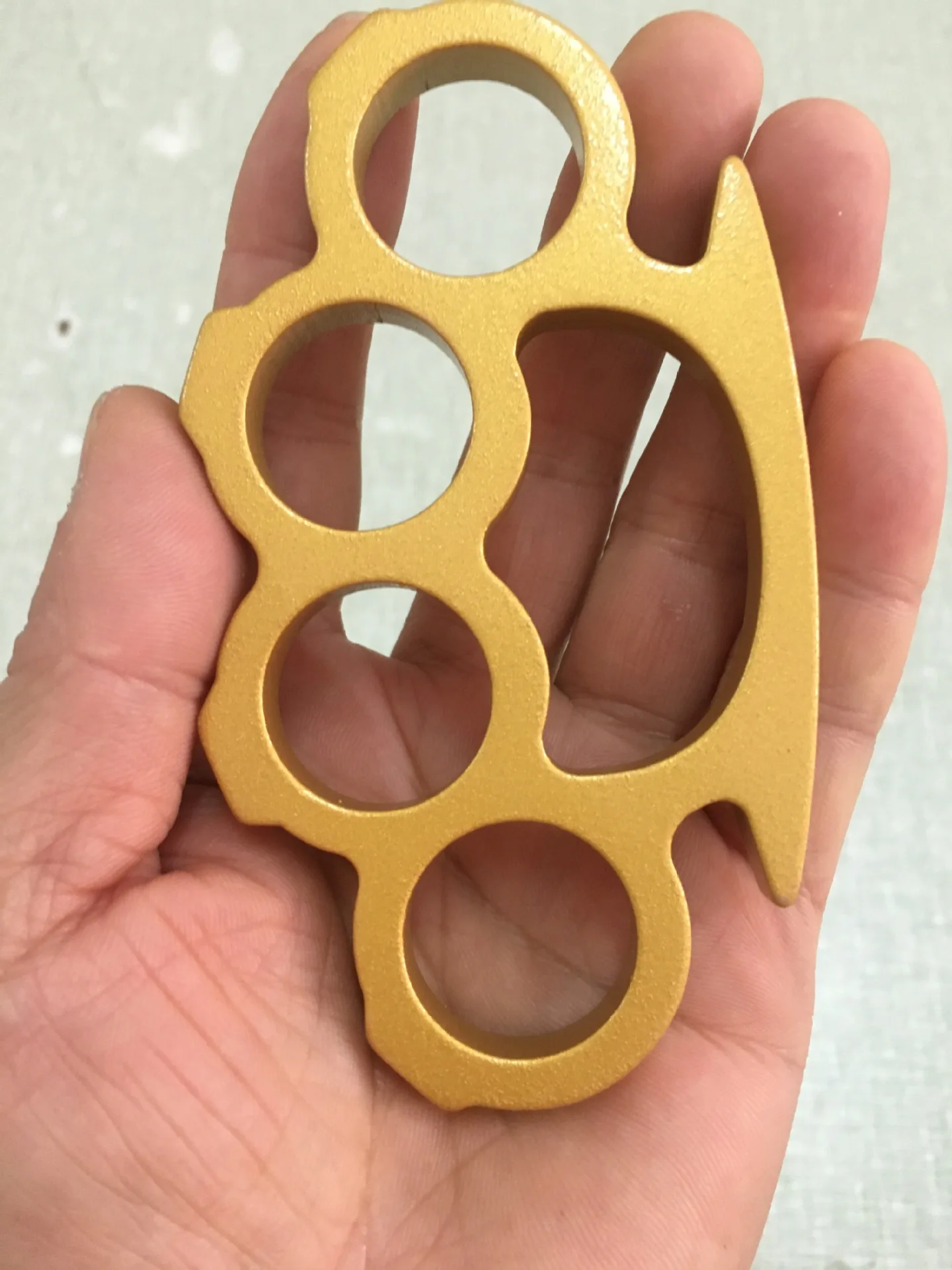 

1 piece of 32x19mm antique silver thick brass knuckle charm, suitable for DIY bracelet and necklace jewelry making