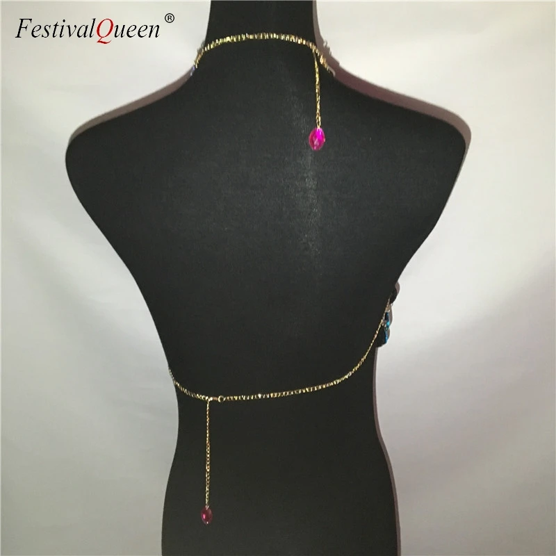 Женский укороченный топ с кристаллами и металлической цепочкой летний