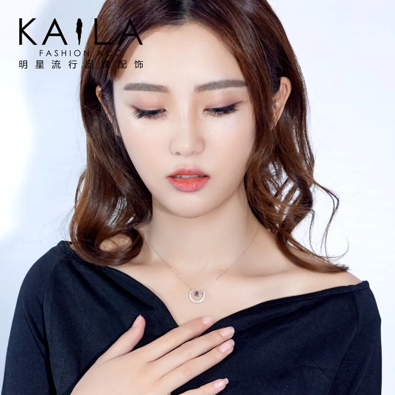 

Ever-changing Star Moon Necklace Female 925 Silver Korean Simple Student Mori Department Twelve Kinds of Wearing Lock Chain