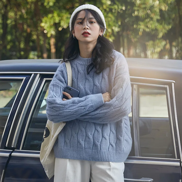 

2020 autumn and winter new female niche new twist loose Korean style lazy sweater pullover long-sleeved top women