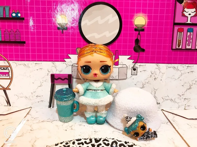 

Original LOL SURPRISE DOLLS HOLIDAY PRESENT SURPRISE - VACAY BABY AND ELF SNOWDRIFT toys for children