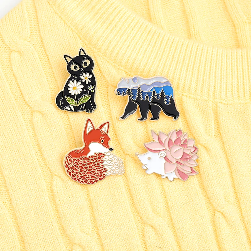 

Creative cartoon flower forest cat hedgehog fox bear modeling metal Brooch fashion trend decoration pin clothing bag accessories