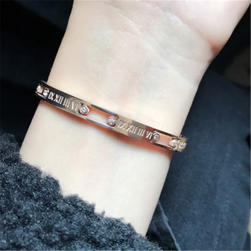 Luxury Brand Roman Letter Bracelets &amp Bangles For Women Austrian Crystal Pulseira Fashion Jewelry Gold Color K0055-1 | Украшения и
