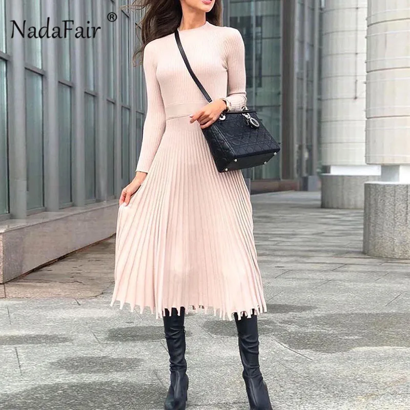 Женское трикотажное платье-свитер Nadafair однотонное черное плиссированное платье