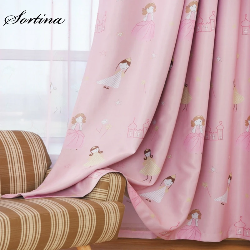 Затемняющие розовые занавески для окон в комнату гардины детской спальни