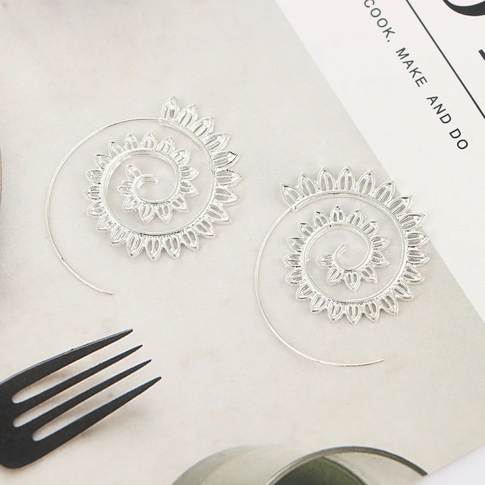 Спиральная перфорированная Подвеска Серьги Ms. Punk оборудование золото и круглый