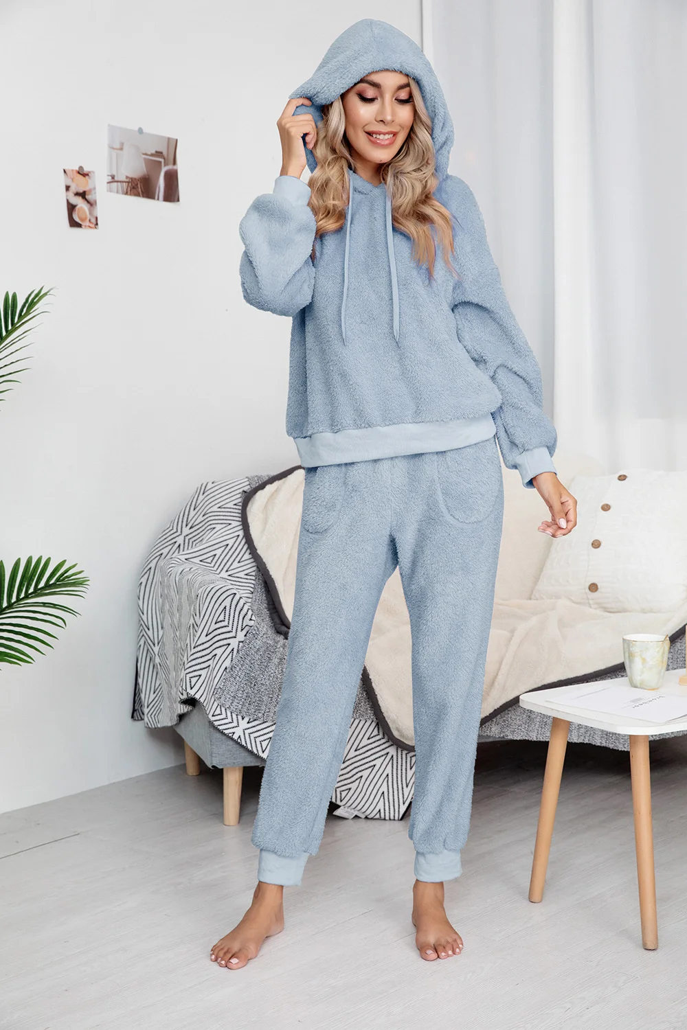 

Velvet Winter Womens Home Clothes Hooded Solid Color Relaxed Two Pieces Set for Women Fashion Femme Tracksuits