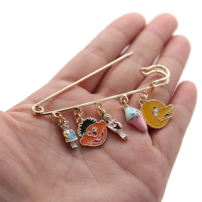 Героев шоу Улица Сезам футболка с принтом Элмо/Печенье-монстр брошь