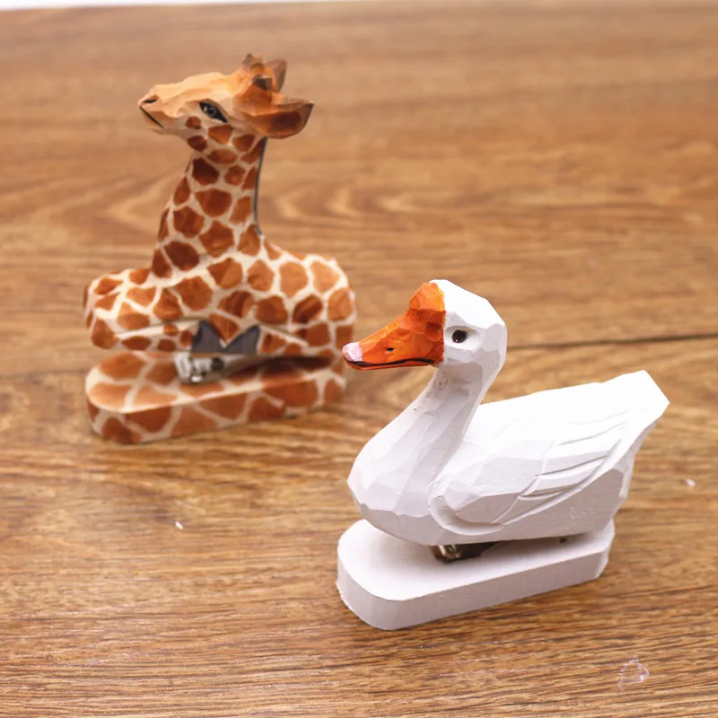 Mini Wooden Stapler Lovely Painted Animal Shape Creative Handmade Carved Office Supplies Document Binding Festival Gifts Stapler