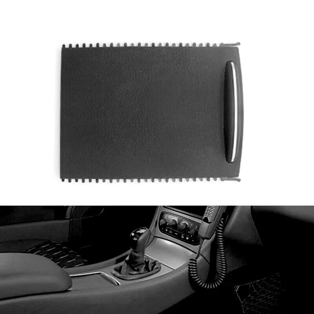 Автомобильная накладка на центральную консоль подстаканник нескользящая