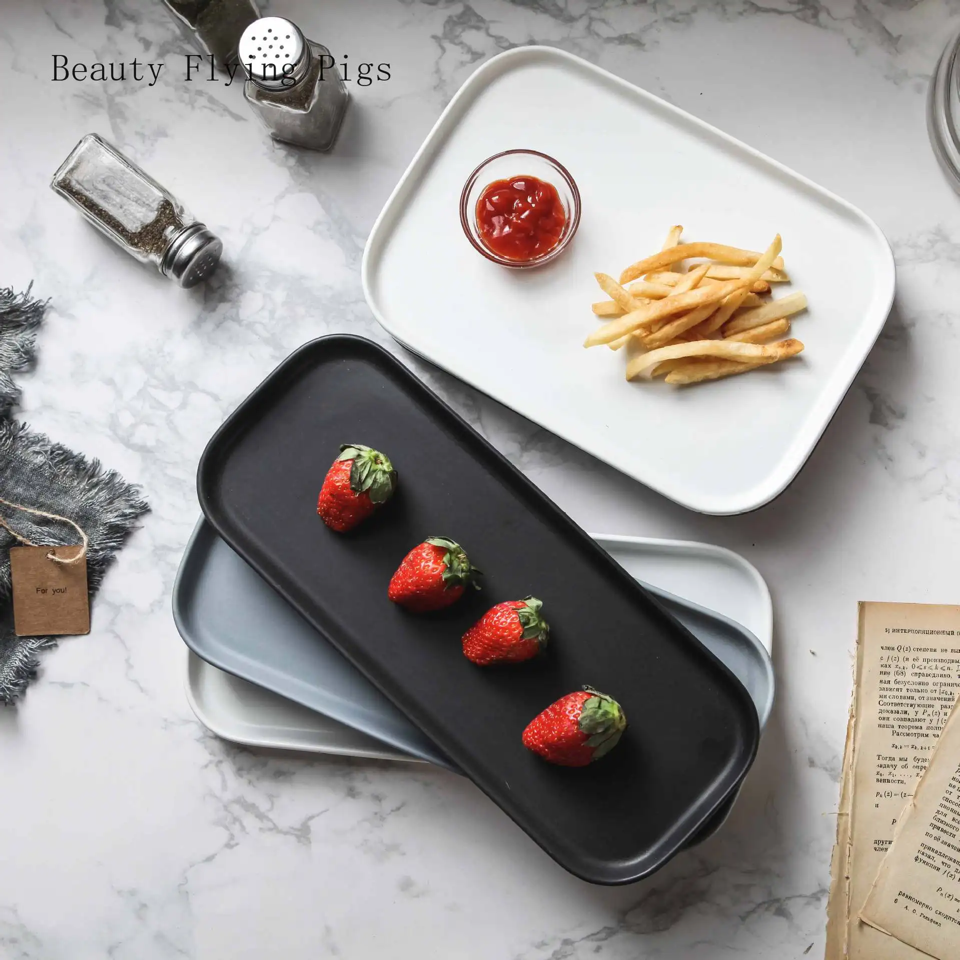 Керамическая тарелка матовая Западная Скандинавская черная серая стандартная