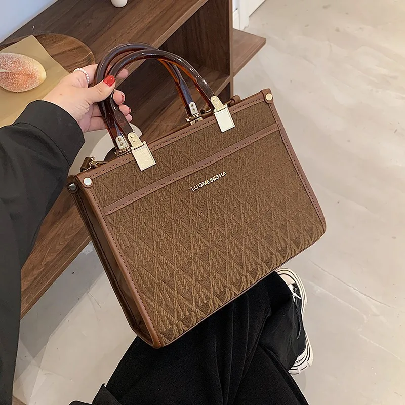 

Женская Новинка 2021, модные Универсальные кошельки и сумочки на плечо с надписью, Роскошные Cc Gg