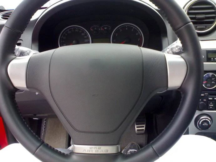 Эмблема логотипа рулевого колеса для автомобиля 2001 2007 COUPE обеспечивает|Эмблемы| |