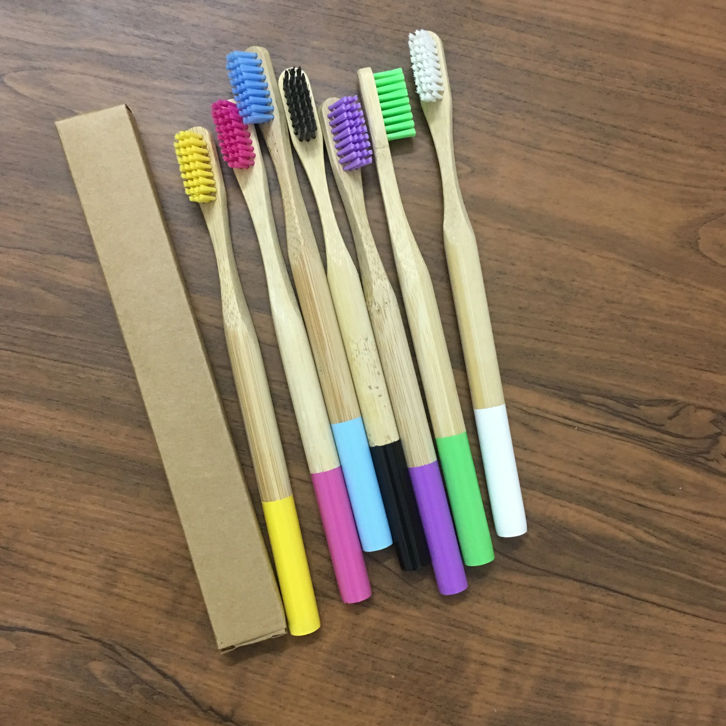 4 шт. зубная щетка для взрослых с бамбуковым углем круглая ручка дорожный набор