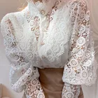 Женская летняя блузка с рукавами-лепестками и воротником-стойкой