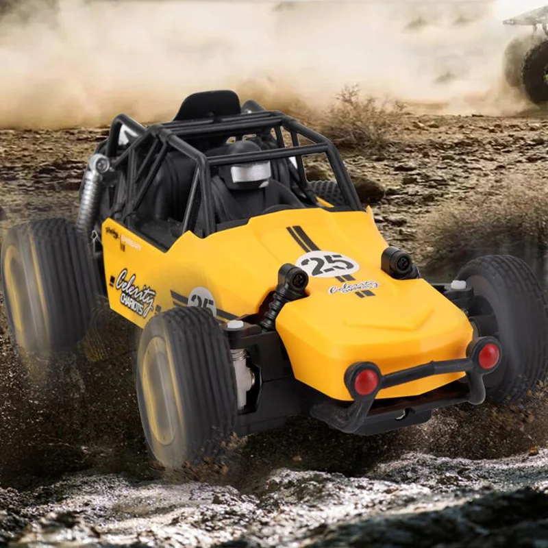 Модель автомобиля с дистанционным управлением четырехколесный привод 2 4 ГГц