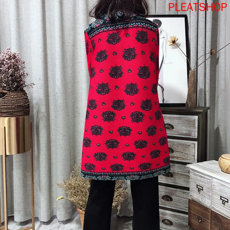 

MIYAKE Pleated New Women's Summer New Printed Elegant Simple Large Size Tshirt Pleats Tops Tshirt