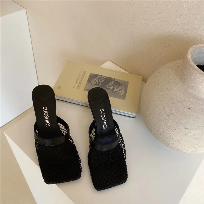 

Shoes Woman 2021 Slippers Heels Pantofle Cover Toe High New Summer Thin Square Fretwork PU Basic Rubber Fabric Slippers Women Su