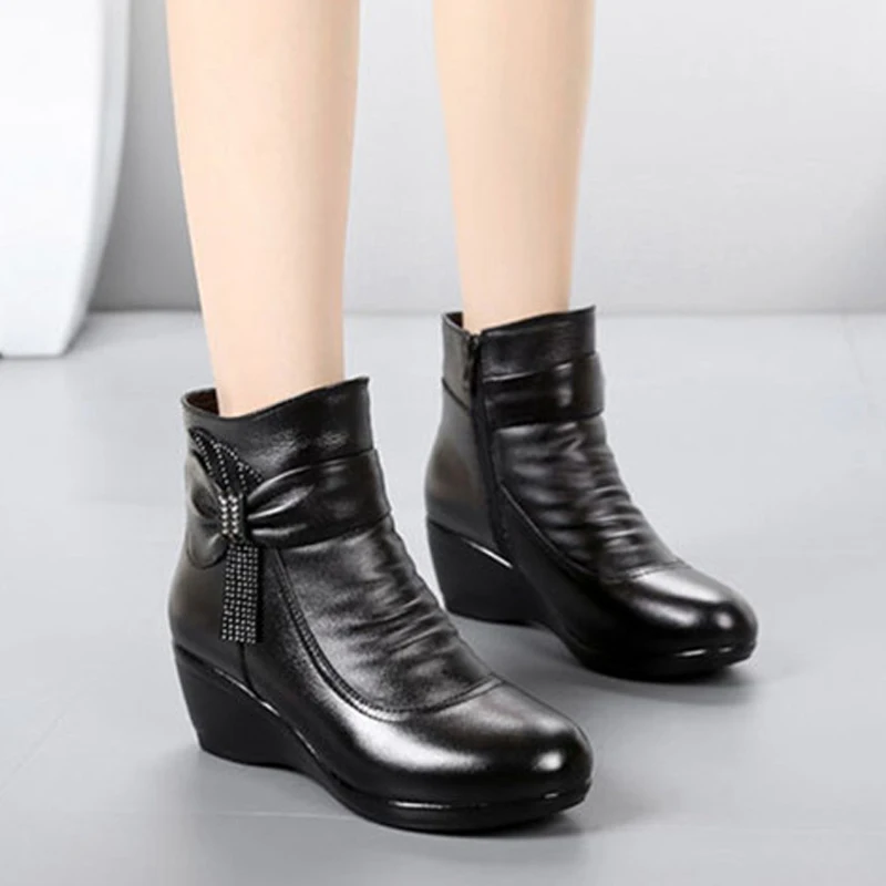 

CEYANEAONew 2019 Women Boots women Genuine Leather Winter Boots Warm Plush Autumn Shoes Winter Wedge Shoes Woman Ankle Boots