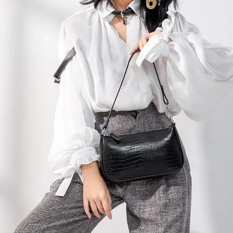 

Women's Shoulder Bag Black Alligator Pattern Commuter Handbag Lady Small Under Arm Bags Baguette Purse Sac A Main Femme