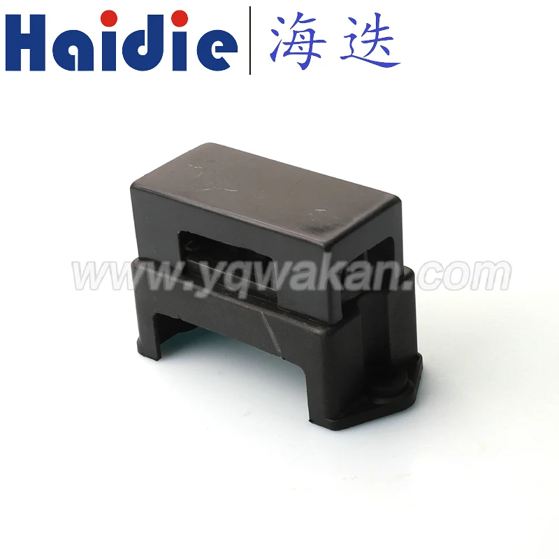 

1sets Auto electrical fuse box connectors BX2061 with terminals