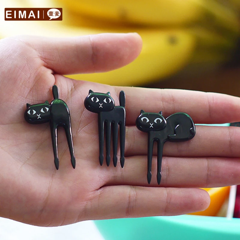 EIMAI с черными котиками и вилка для фруктов персонажем из мультфильма маленьких