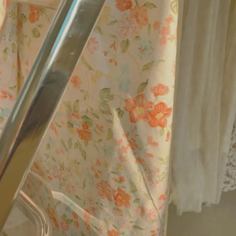 Скатерть из хлопка и льна с цветочным рисунком | Дом сад