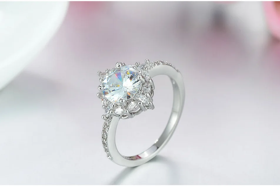 

Fashion Classic Super Flash Zircon Ring Silver Plated Lady Ring Bride Engagement Ring Wedding Jewelry Pie Size Us6-10