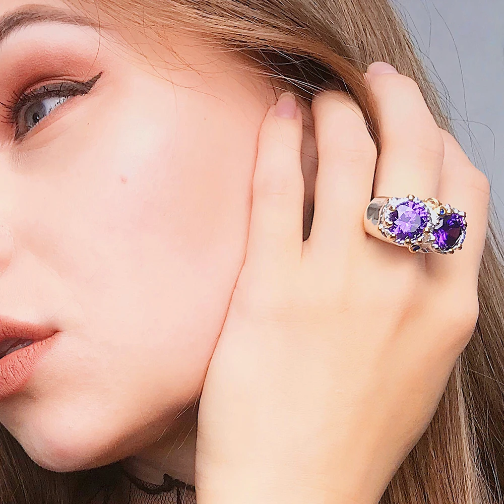 Довольно большое кольцо из фиолетового циркония серебряные ювелирные изделия
