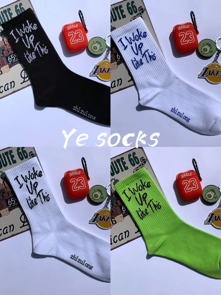 

2021 New Black White Cotton Socks Letter Casual Sock Creative Unisex Women Men Casual Socks Daily