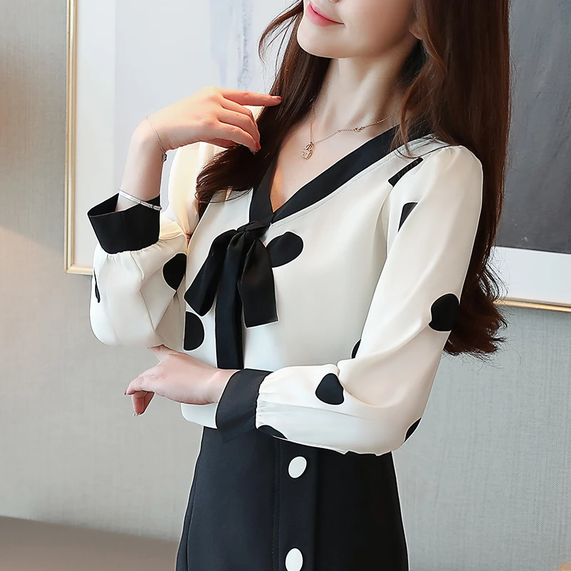 Women Blouses 2021 Chiffon Polka Dot Blouse Loose V-Neck Lace Long Sleeve Top Blusas