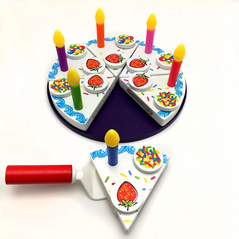 Деревянный качественный вырез и чтобы увидеть торт на день рождения детский в