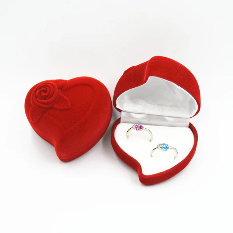 

Double Wedding Rings Box Velvet Heart Shape Red Rose Flower Box Jewelry Display