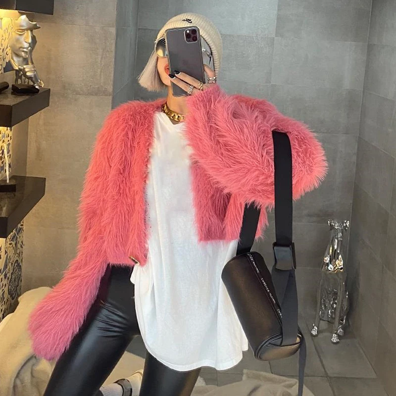 Рисунок 3 - Женский Пушистый Короткий Свитер