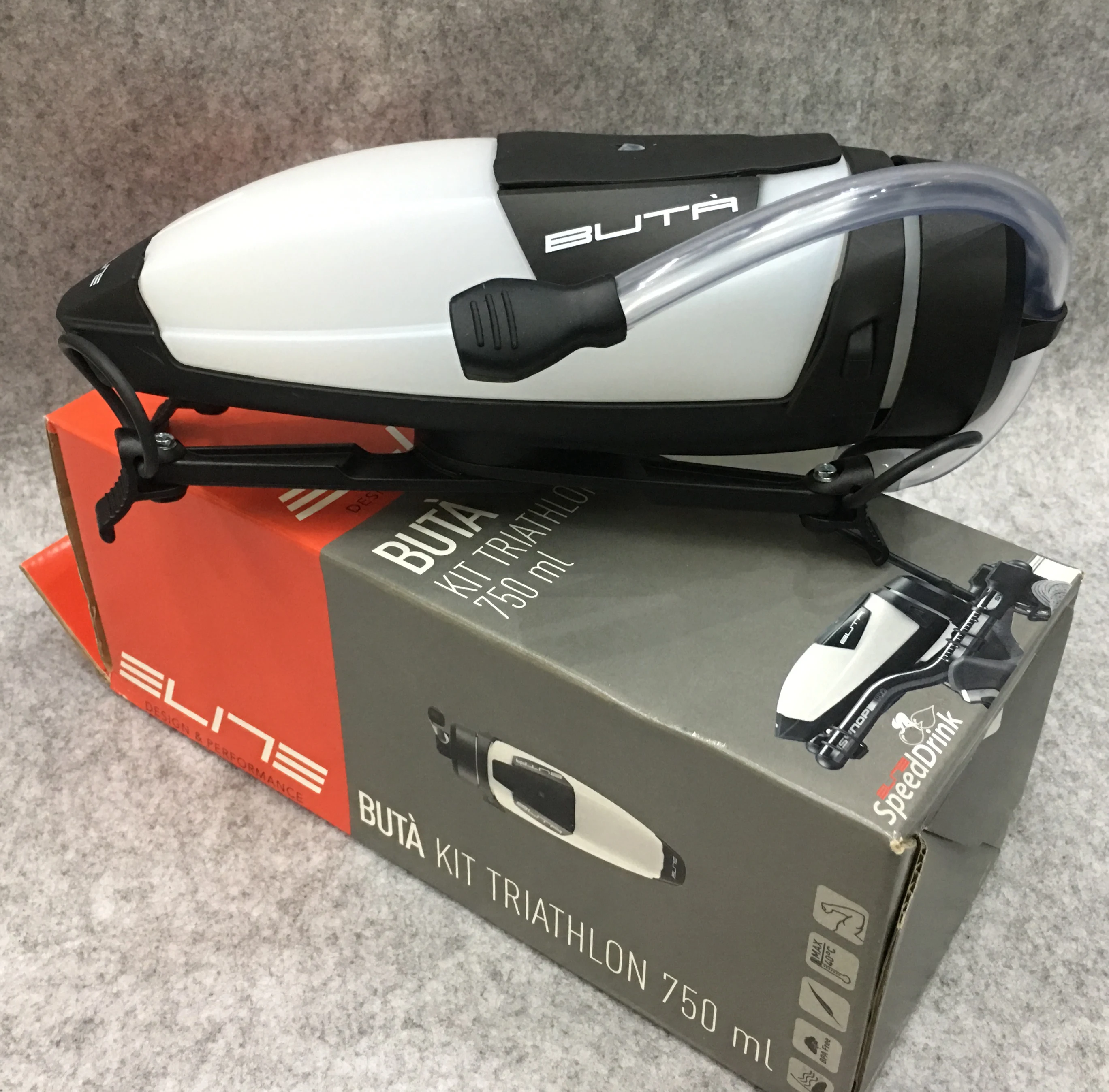 . Новый элитный Бута триатлона питьевой Системы 750 мл бутылки держатели для TT