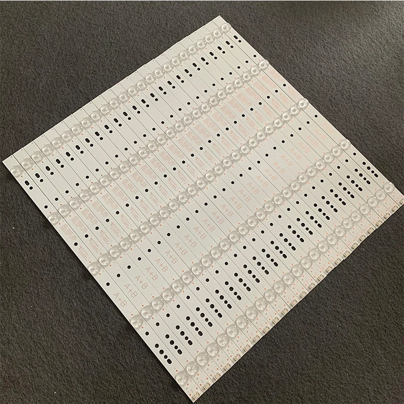 Светодиодная подсветка для LG 65" телевизора 5835-W65002-LR40 5835-W65002-0P40 65UH5500 V650DJ4-QS5 65K2 65M6E LR10 0P10 включена.