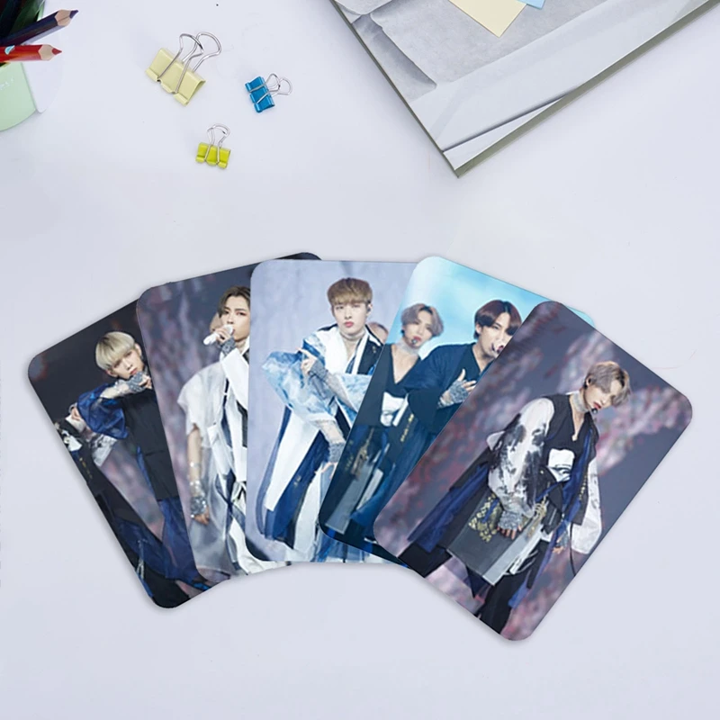 

10Pcs/Set Kpop Boy Group ATEEZ Album LOMO Card Double Side HD Photocard Self Made Post Card Photo Card for Fans Gift Collection